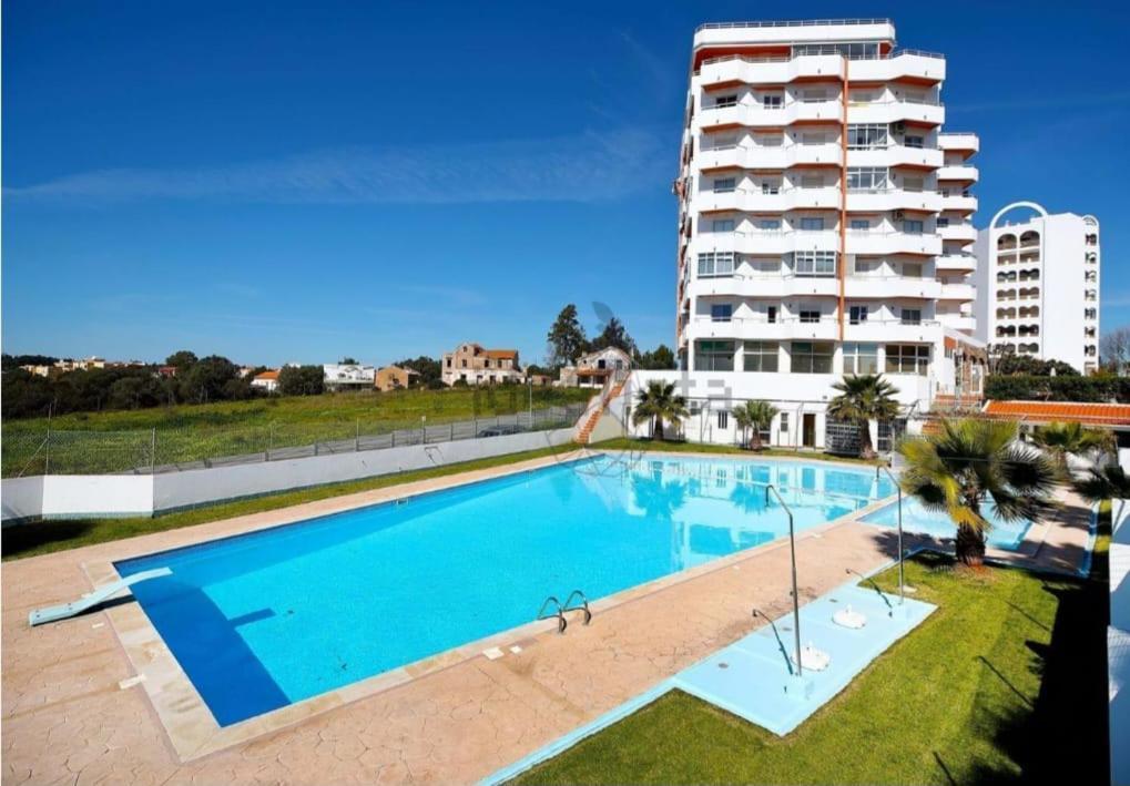 Vaumar Piscina Ar Condicionado Wifi E Praia Portimão Dış mekan fotoğraf